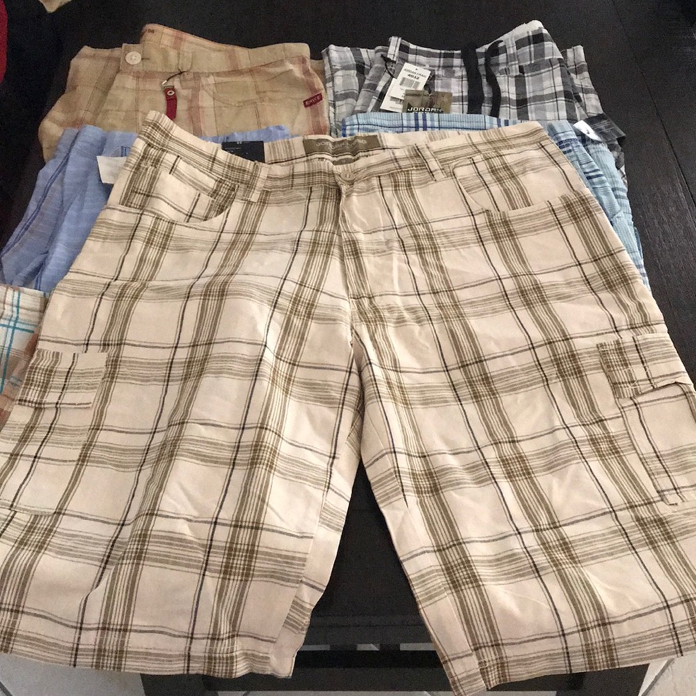 Shorts - Picture 5 of 6